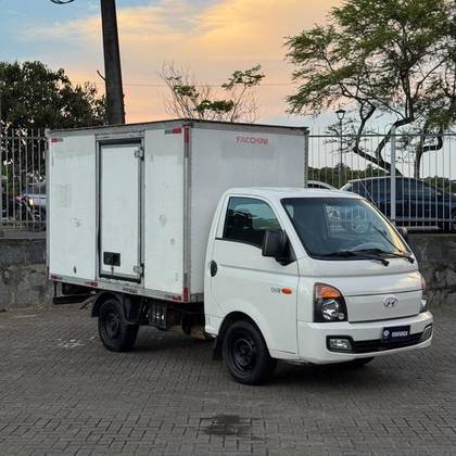 HYUNDAI HR 2.5 LONGO SEM CAÇAMBA 4X2 16V 130CV TURBO INTERCOOLER DIESEL 2P MANUAL